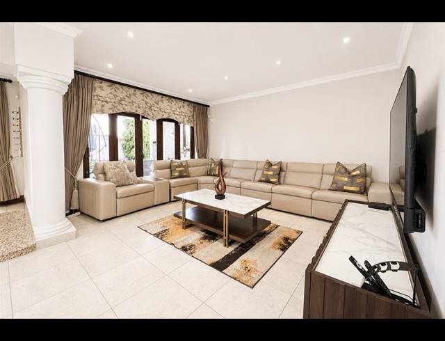 4 BEDROOM PROPERTY TO RENT IN SANDOWN